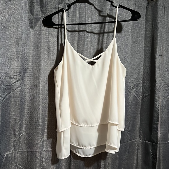 Maurices White Top Size M - Picture 2 of 2